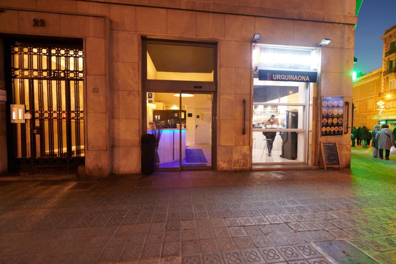 Hostal Mayerling Centro Barcelona Exterior photo