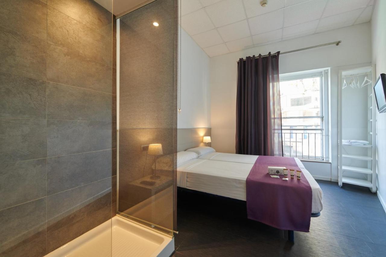 Hostal Mayerling Centro Barcelona Exterior photo